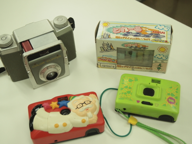 第20回 好きやねん大阪カメラ倶楽部 例会報告 今月のテーマ トイカメ 変カメ_d0138130_03000460.jpg