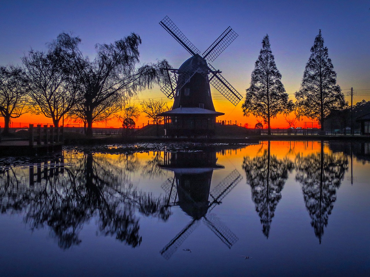 2019.10.23風車のある風景(あけぼの山農業公園) : ダイヤモンド
