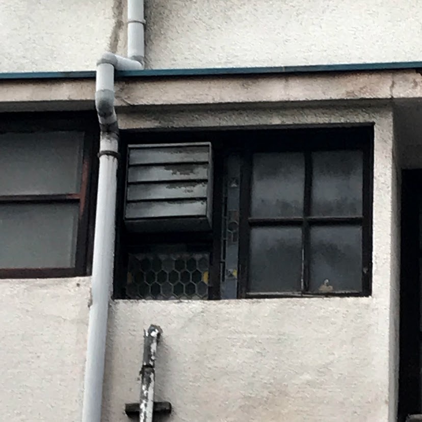 もうひとつ職業病???「街角ぶらり、建物探訪?」編_e0359584_08233472.jpg