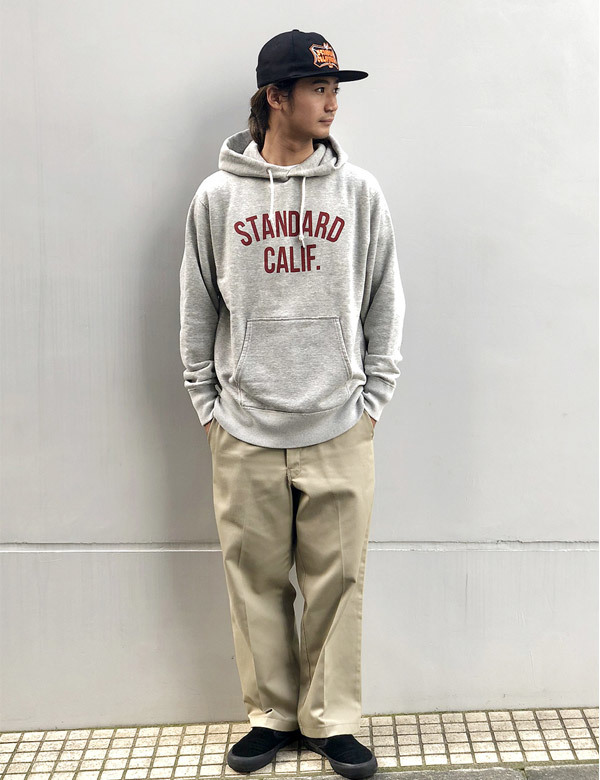 【DELIVERY】 STANDARD CALIFORNIA - Pullover Hood Sweat with Logo_a0076701_17001878.jpg