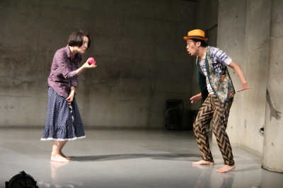 踊り上手が結集した「ダンスブリッジ」第2弾“対話KONDO劇場”終わる_d0178431_23123168.jpg