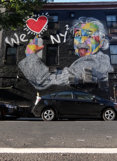 \"We ♥ NY 2\" (We Love NY 2)、アインシュタインさんの壁画_b0007805_06341243.jpg