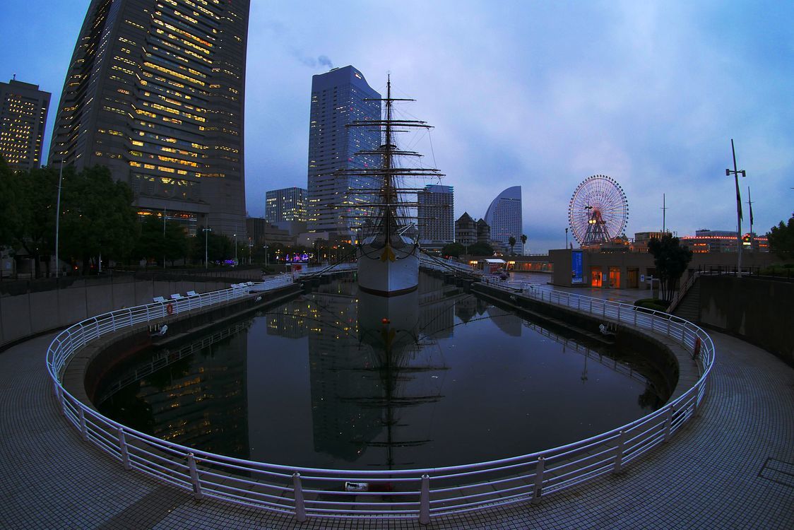 雨で始まった横浜撮影行(^^; 工場夜景ナイトクルージングが主目的だったけど・・・。_a0031821_21164000.jpg