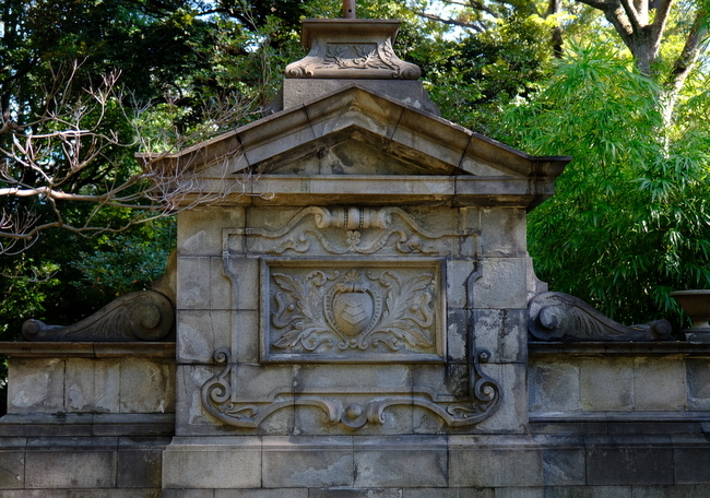 「湯島 旧岩崎庭園」_a0000029_19594901.jpg