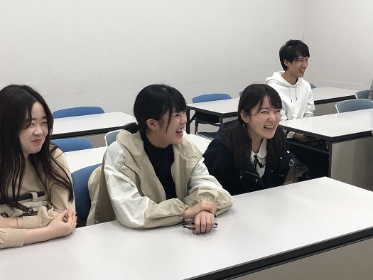 たこキャン代表のお話会&兵庫県立大bridgeボランティア振り返り会_d0238083_21142393.jpg