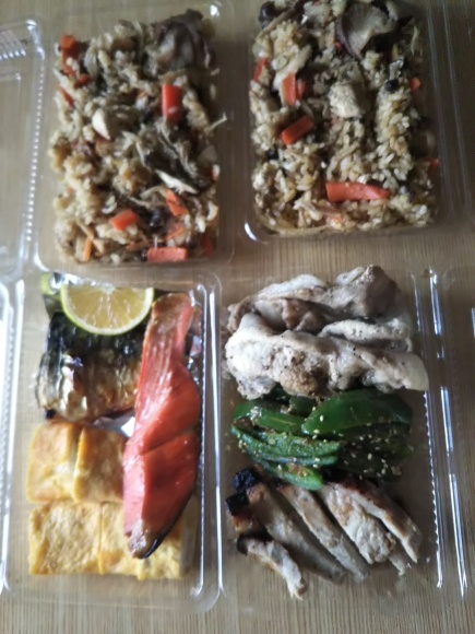 仕出し屋さん気分_f0316507_10201711.jpg