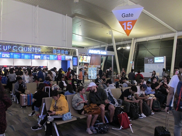 パトンタウン探索→帰国_e0401509_11001895.jpg