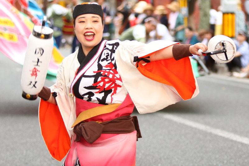 第66回よさこい祭り 本番2日目 菜園場競演場 國士舞双 その2_a0077663_09154934.jpg