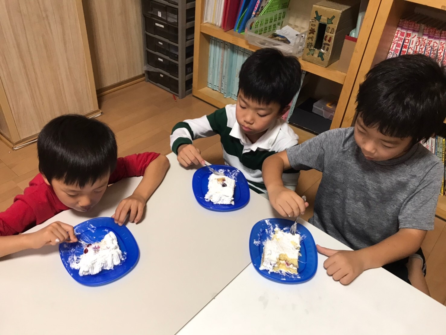 2019.10月のお誕生会_e0131910_10392060.jpg