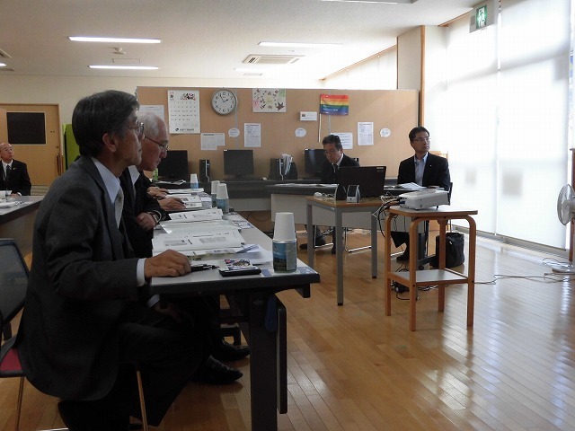 にかほ市議会（秋田県）の皆さんが、ユニバーサル就労推進の取組みを視察に来富_f0141310_08312801.jpg