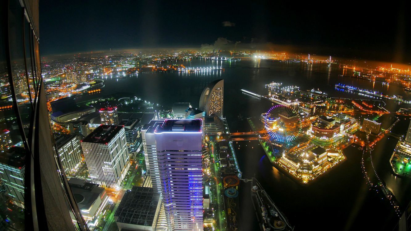 横浜ランドマークタワー６２Fから俯瞰する地上の星々の輝きは素晴らしい景観だった♪_a0031821_16510797.jpg