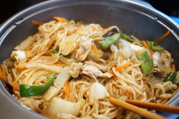 ■菜園ランチ【細麺タイプの焼うどん】具材タップリ~♪_b0033423_00385216.jpg