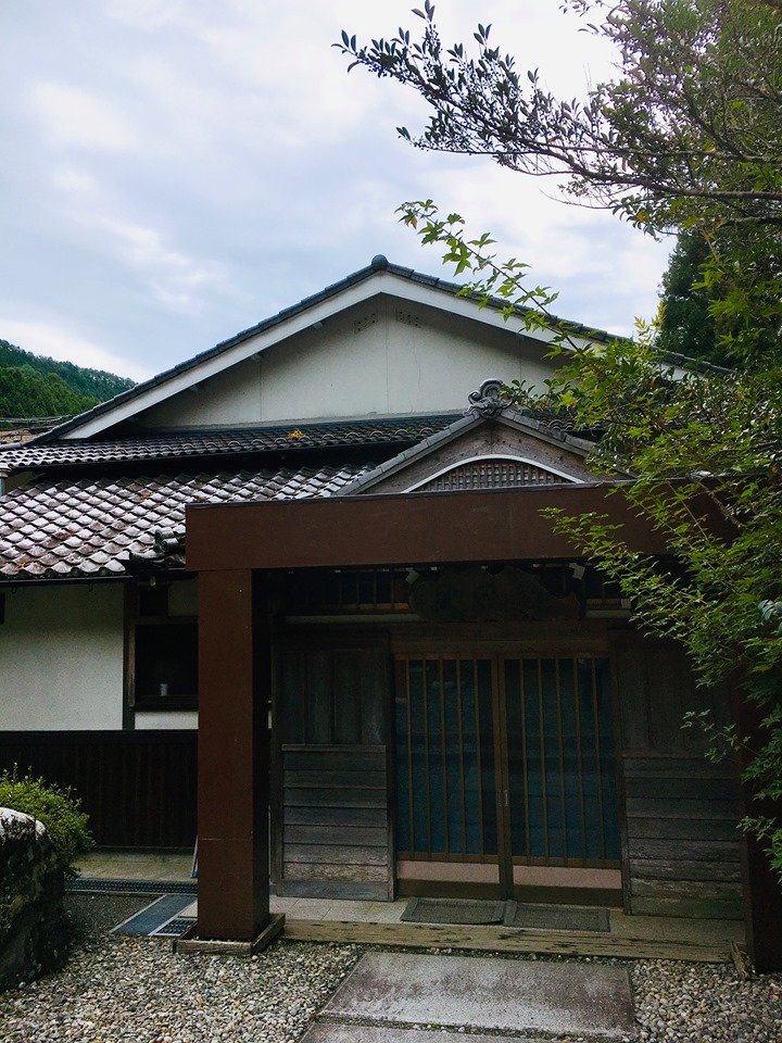 水の女神をめぐる②ー天川大弁財天ー_a0020162_11495398.jpg