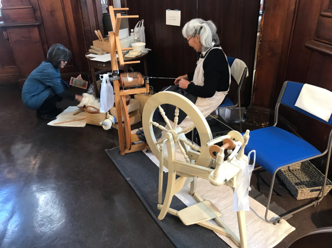 いわての地場産業ホームスパン&伝統的工芸品月間全国大会始まりますよ〜_b0199244_14034336.jpg