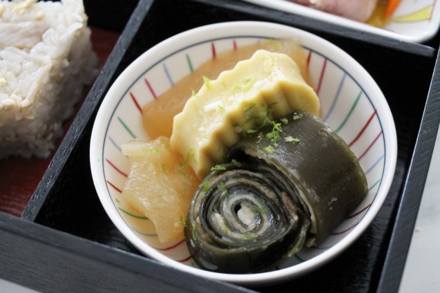 秋の松花堂弁当_d0377645_22373762.jpg