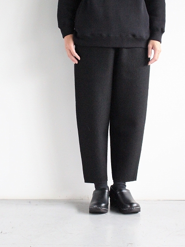 Cale　Wool Felt Easy Pants / Black _b0139281_12385524.jpg