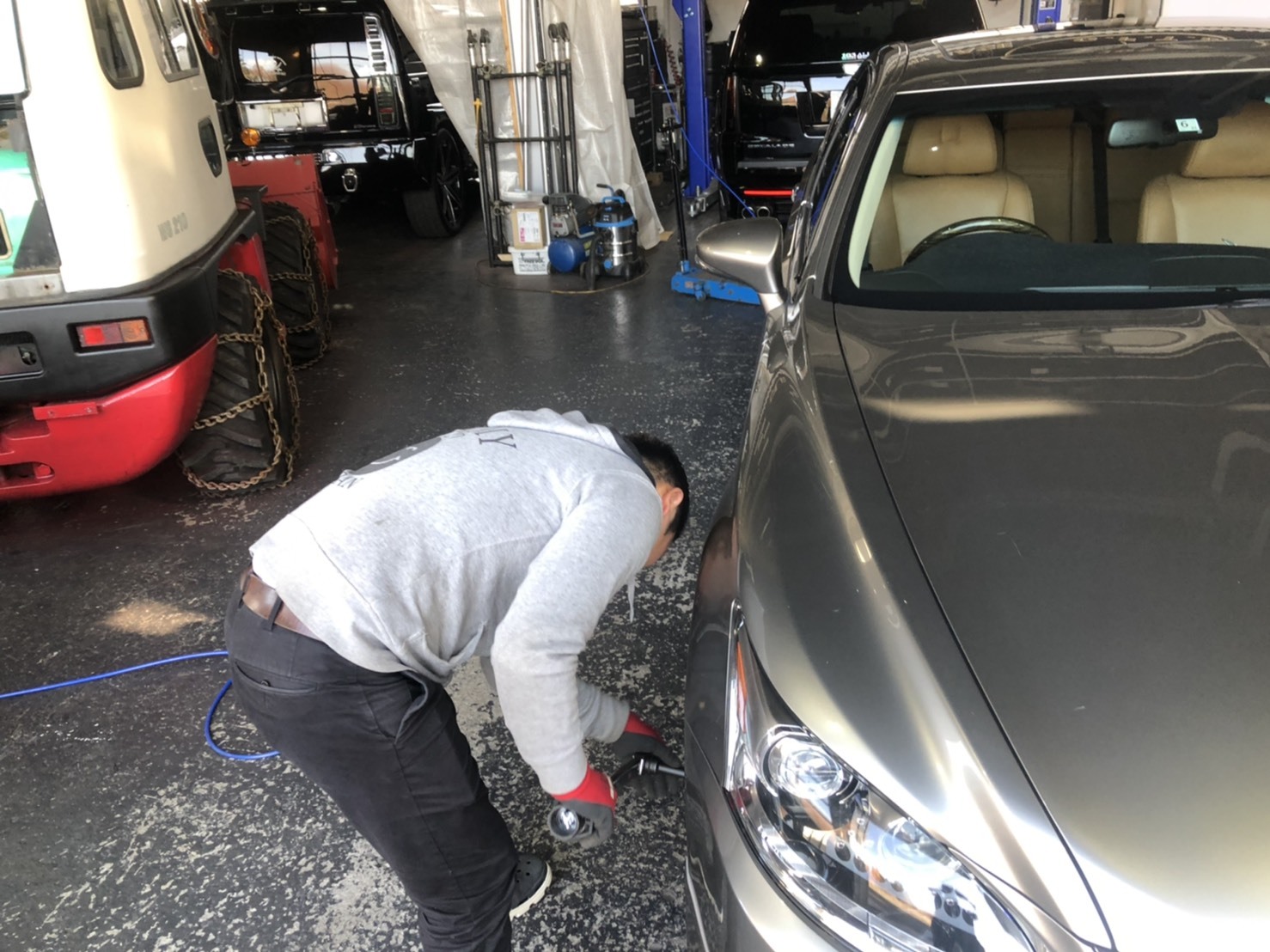11月3日(日)TOMMYBASEブログ☆レクサス☆LS460☆LS600h☆カスタム専門☆セダン専門☆フーガ☆希少車☆スカイライン☆限定車☆レガシィ☆4WD☆自社ローン_b0127002_18013794.jpg