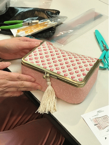 ソーイングボックスを作る会_d0091671_09270457.gif