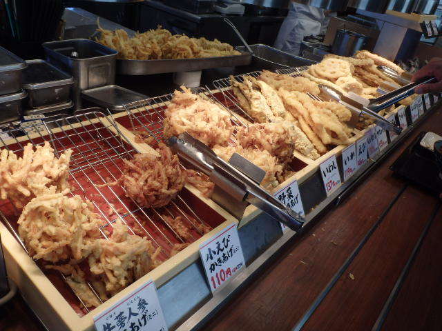 丸亀製麺 中山寺店_c0118393_08195533.jpg