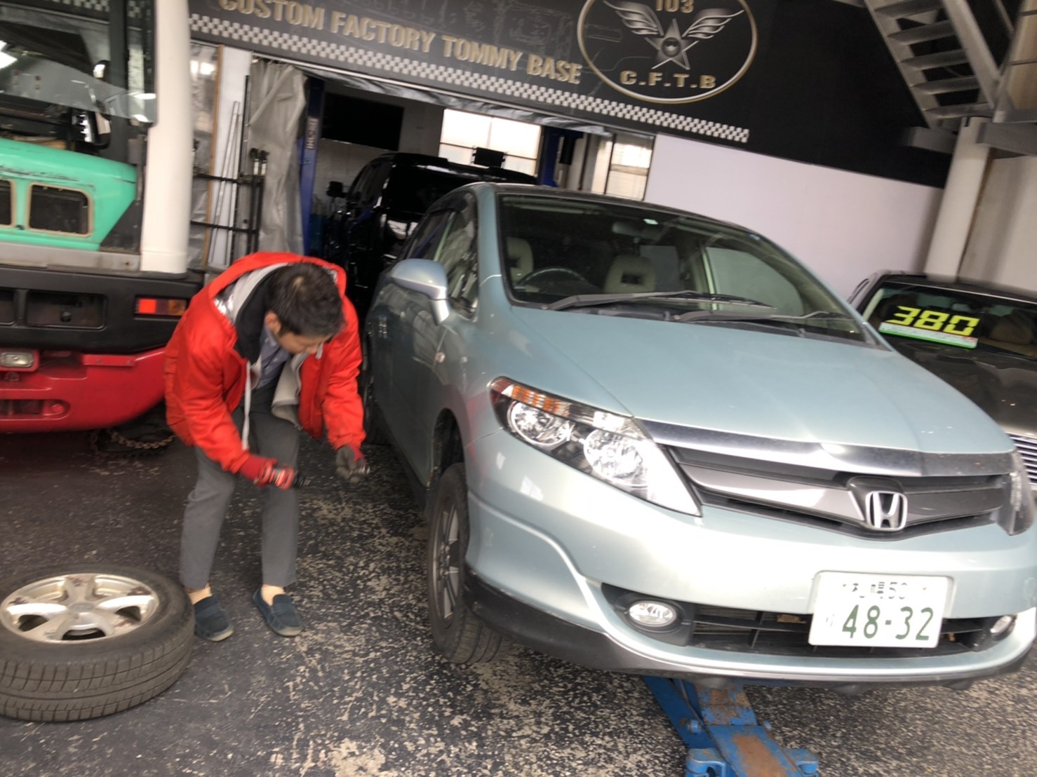 11月5日(火)TOMMYBASEブログ☆D社様GS350Fスポーツご成約✨レクサス☆クラウン☆フーガ☆スカイライン☆レガシィ☆BRZ☆限定車☆希少車☆自社ローン_b0127002_19330198.jpg