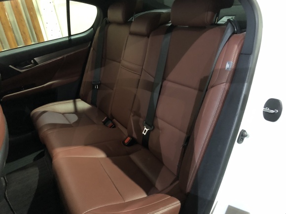 11月5日(火)TOMMYBASEブログ☆D社様GS350Fスポーツご成約✨レクサス☆クラウン☆フーガ☆スカイライン☆レガシィ☆BRZ☆限定車☆希少車☆自社ローン_b0127002_20361039.jpg