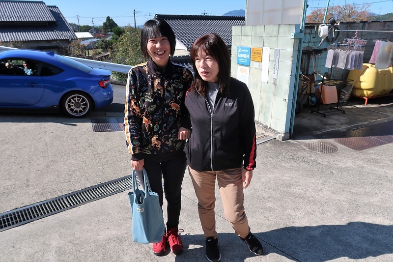 インプレッサWRXと嫁姑対決の行方_f0076731_16440138.jpg