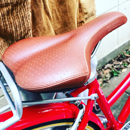 新展開「 BREEZER 」DOWN TOWN ブリーザー ダウンタウン 700c クロモリ クロスバイク おしゃれ自転車 自転車女子 自転車ガール_b0212032_16144324.jpeg
