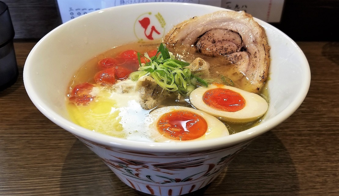 麺やひなた 塚口店 極上塩らーめん 期間限定 拉麺blues 関西のラーメン食べ歩き 麺やひなた 塚口店 極上塩らーめん 期間限定 拉麺blues 関西のラーメン食べ歩き