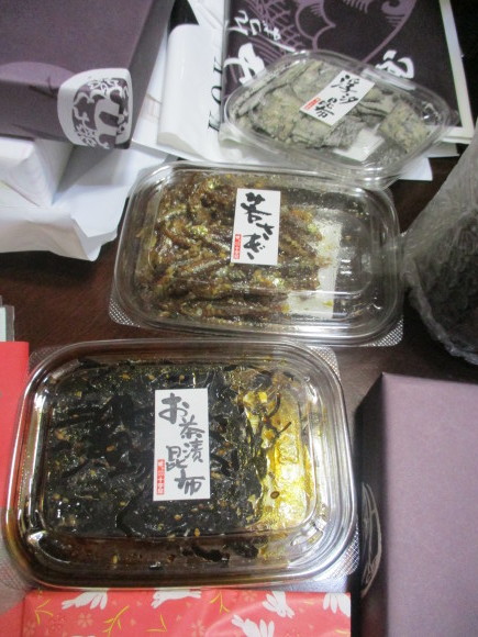 彼が無事帰宅、お土産色々_a0279743_09243539.jpg