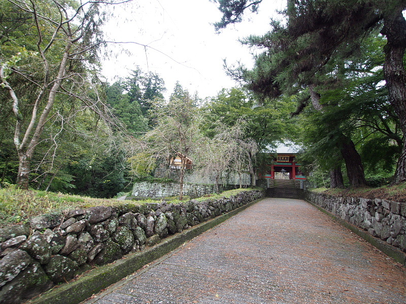 【上州神社ドライブ】天空の社「妙義神社」と「一之宮貫前神社」_b0008655_18314539.jpg
