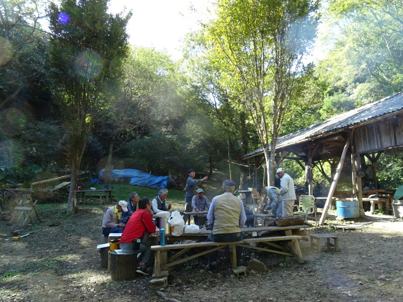 海星幼稚園年中組「里山遊び」 & ヒノキ間伐_c0108460_18142014.jpg