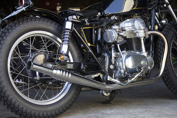 FOR SALE!! KAWASAKI W650 フルカスタム_e0182444_19334999.jpg