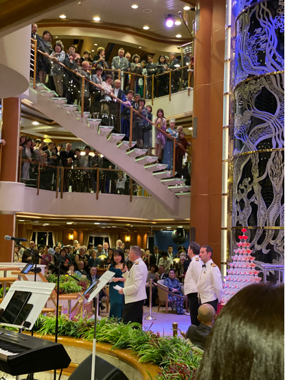 ダイヤモンドプリンセス沖縄台湾クルーズ2019  二日目終日航海日_f0054556_18444513.jpg