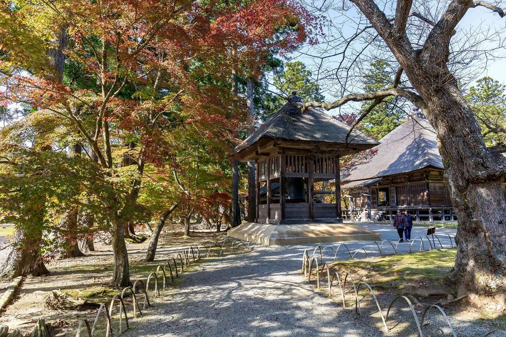 毛越寺_f0044056_13292311.jpg