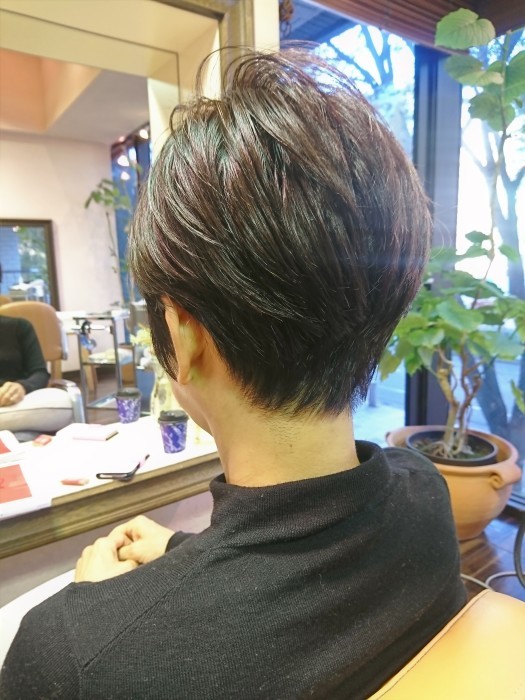 いっそ襟足は無いほうが、、、_a0272765_15121201.jpg