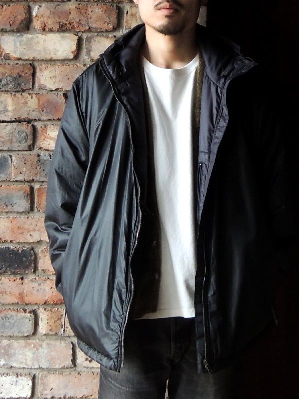 02 PATAGONIA PUFFBALL SWEATER BLACK & PATAGONIA ITEM 02 PATAGONIA PUFFBALL SWEATER BLACK & PATAGONIA ITEM