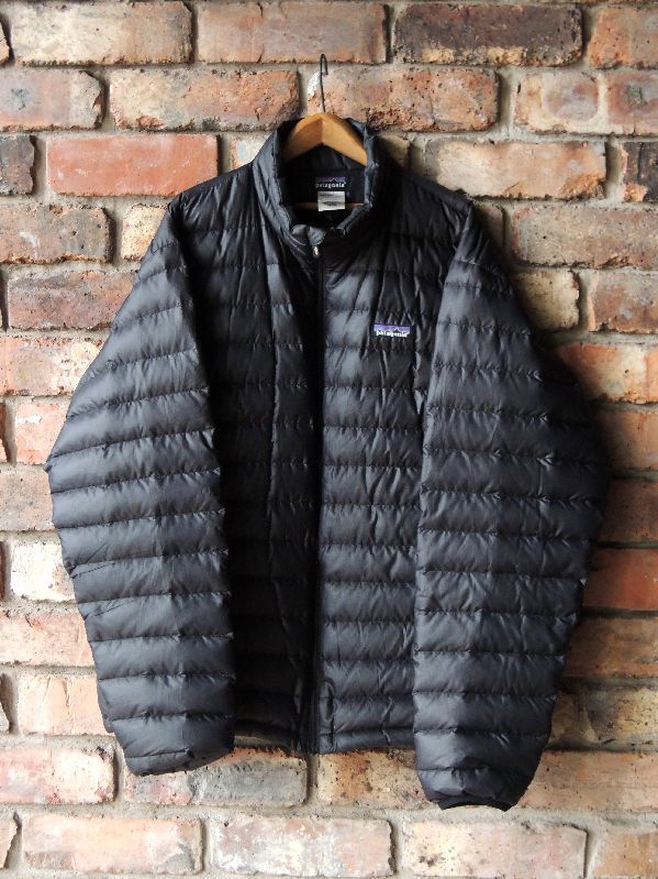 02 PATAGONIA PUFFBALL SWEATER BLACK & PATAGONIA ITEM