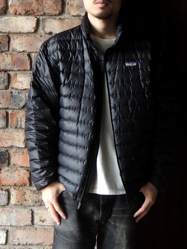 02 PATAGONIA PUFFBALL SWEATER BLACK & PATAGONIA ITEM 02 PATAGONIA PUFFBALL SWEATER BLACK & PATAGONIA ITEM