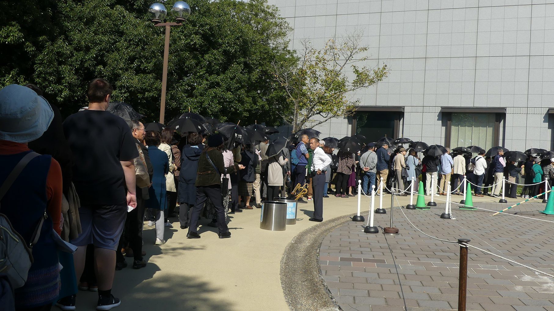 10万人に達しました 【 2019 11/7(木) 】_a0185081_14561373.jpg