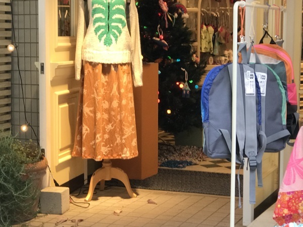 e0397389_16222247.jpeg