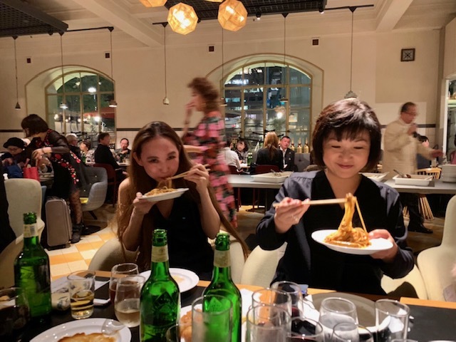 ロータリーのクリスマス忘年会へ参加する。_a0050302_00460201.jpg
