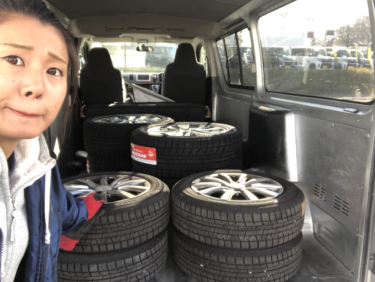 11月9日(土)ランクル200S様納車✨ エスカレード ハマー ヴェルファイア ♡TOMMY♡_b0127002_19202426.jpg