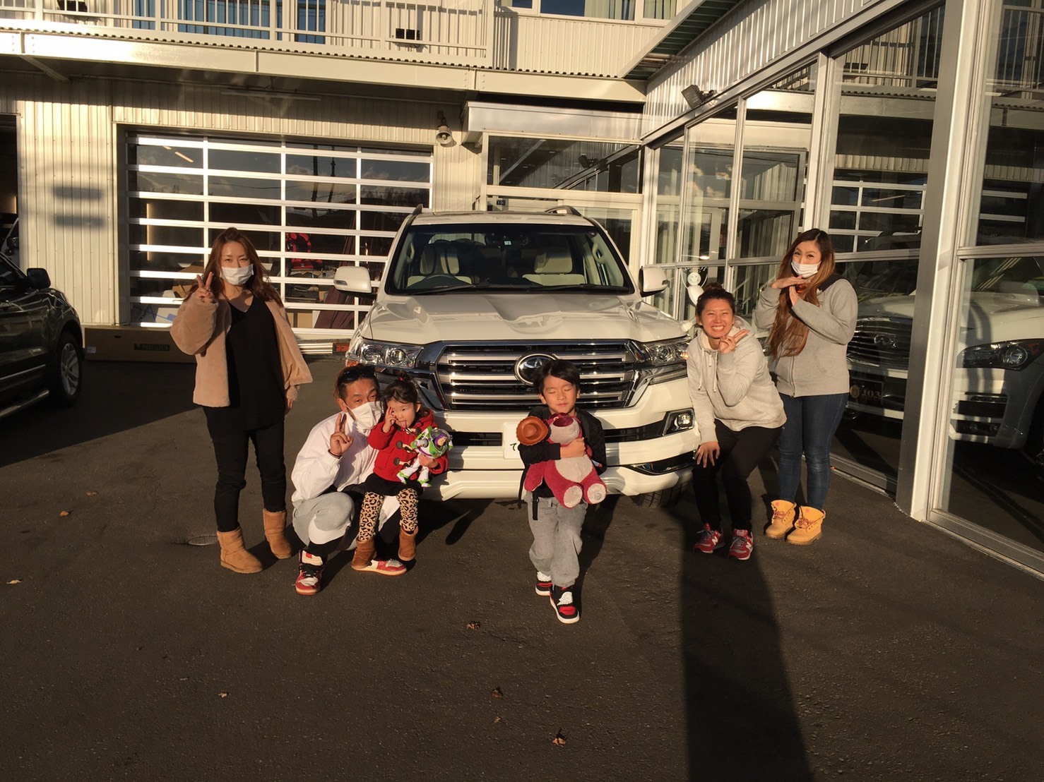 11月9日(土)ランクル200S様納車✨ エスカレード ハマー ヴェルファイア ♡TOMMY♡_b0127002_19354389.jpg