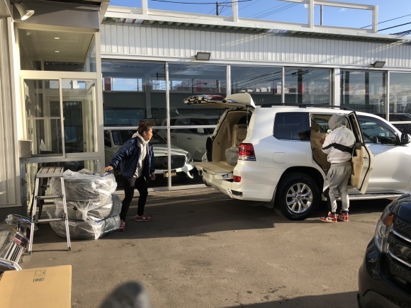 11月9日(土)ランクル200S様納車✨ エスカレード ハマー ヴェルファイア ♡TOMMY♡_b0127002_19382516.jpg