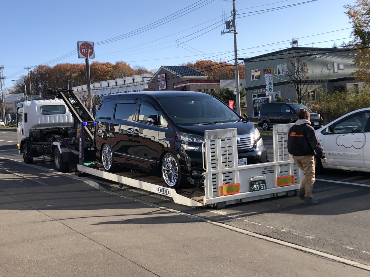 11月9日(土)ランクル200S様納車✨ エスカレード ハマー ヴェルファイア ♡TOMMY♡_b0127002_20052420.jpg