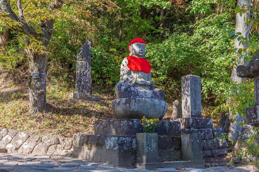 中尊寺はまだ紅葉していなかった_f0044056_11322784.jpg
