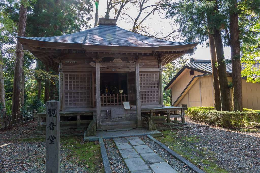 中尊寺はまだ紅葉していなかった_f0044056_11354649.jpg