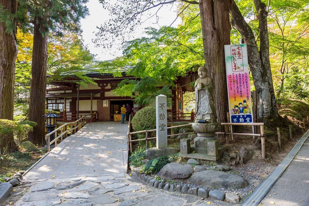 中尊寺はまだ紅葉していなかった_f0044056_11370248.jpg