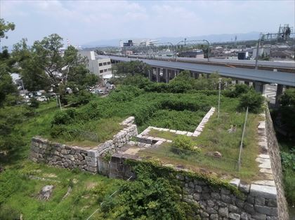 淀城址 淀は競馬場だけじゃないよ_e0044657_11000386.jpg