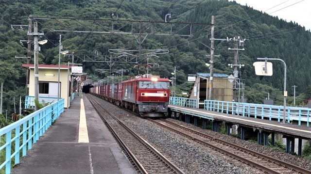 藤田八束の鉄道写真@青森駅トライアングルを空から見ると、絶景の青森の街、青い森鉄道の魅力モーリー君の可愛さに魅了_d0181492_20330060.jpg